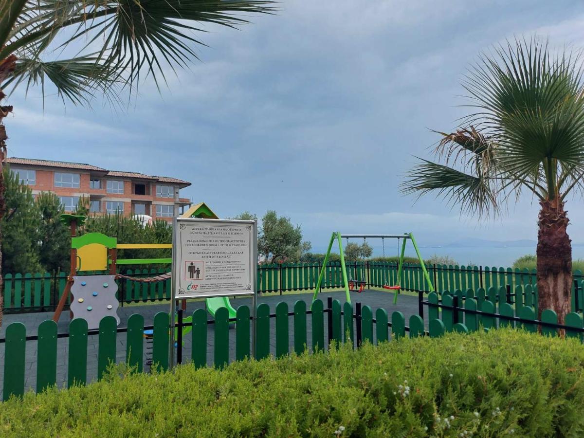 Sarafovo D&V Apartments Burgas Екстер'єр фото