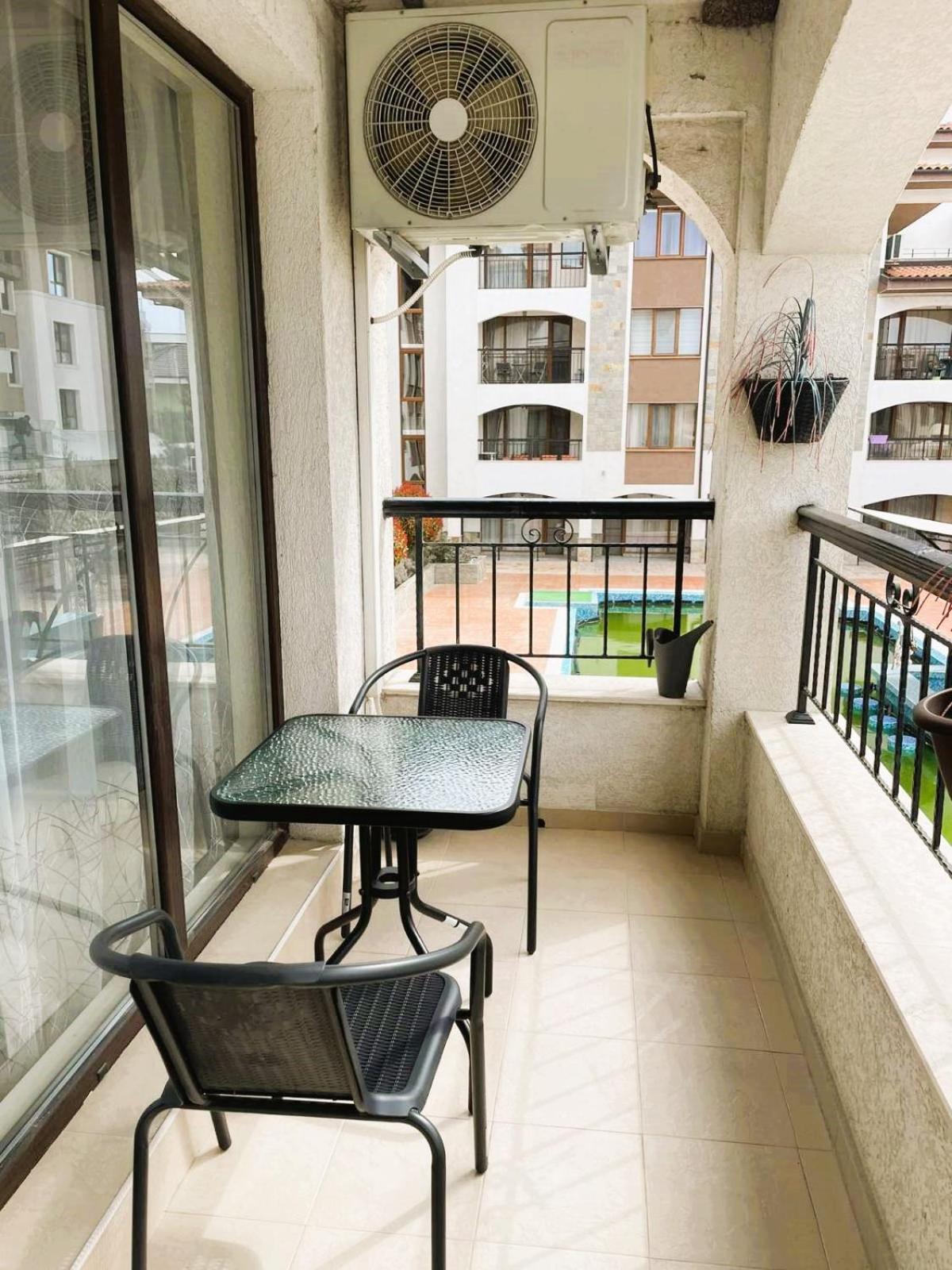Sarafovo D&V Apartments Burgas Екстер'єр фото