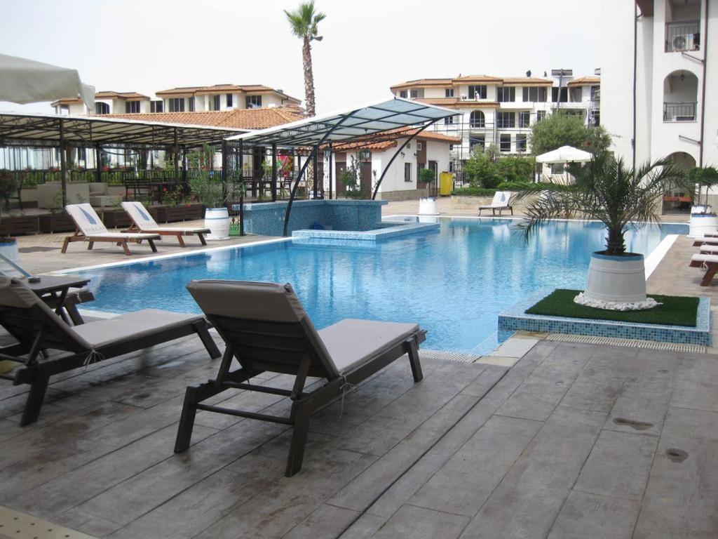 Sarafovo D&V Apartments Burgas Екстер'єр фото