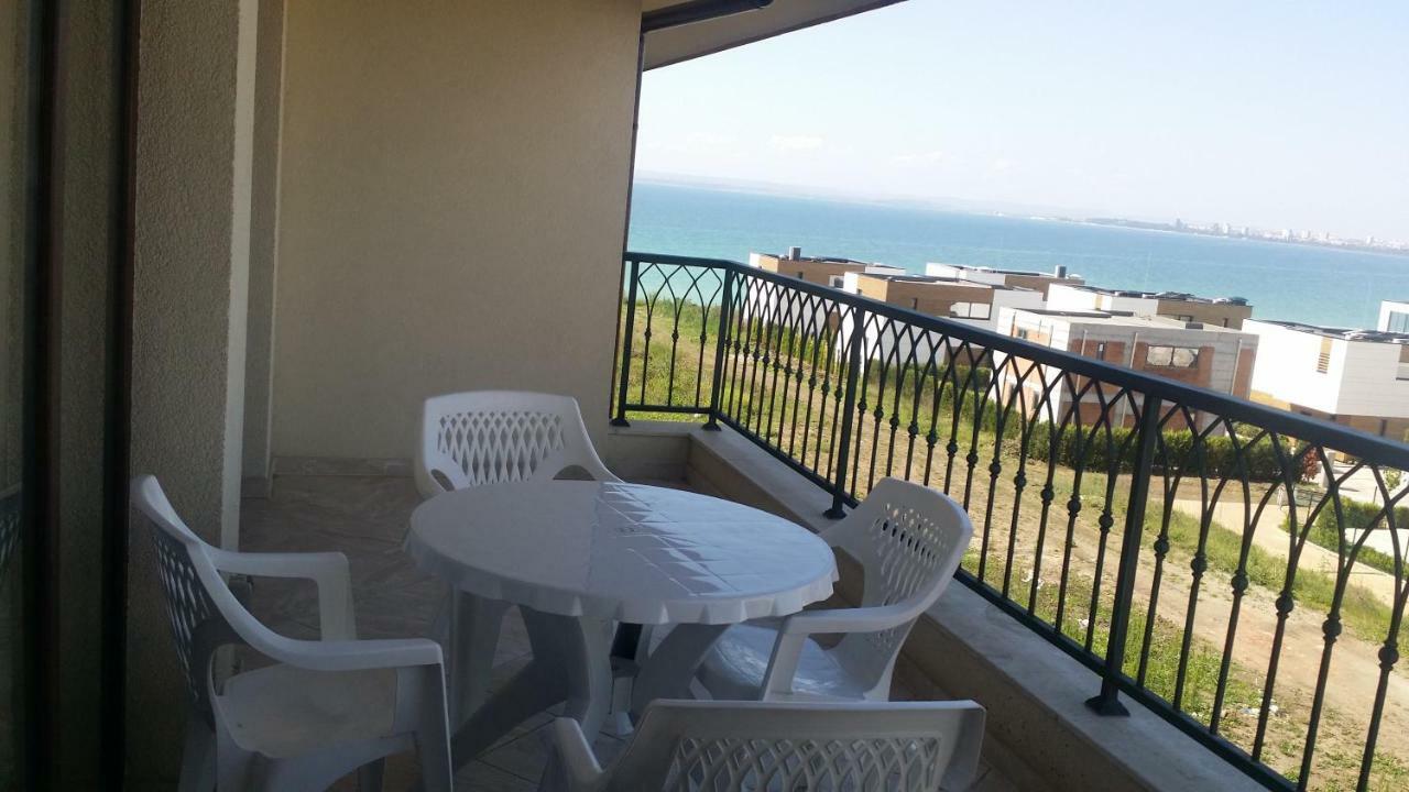 Sarafovo D&V Apartments Burgas Екстер'єр фото
